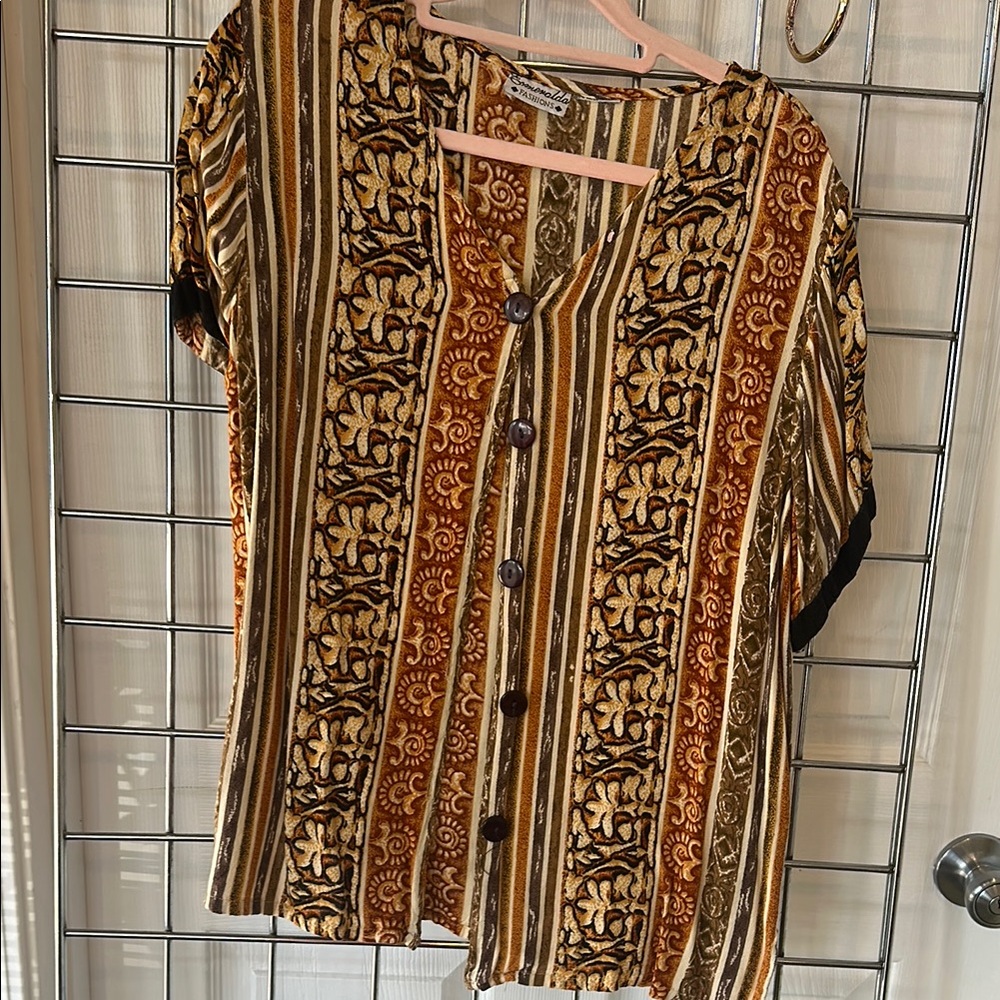 Emerald Fashion Button Down Short Sleeve Top in Brown and Tan